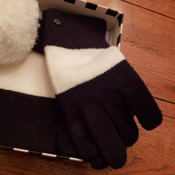NWT - Kate Spade Hat & Gloves Boxed Set - Picture 2 of 5